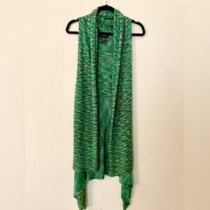 Kaktus Open Sleeveless Top